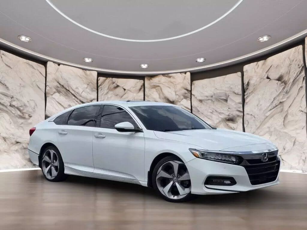 2020 Honda Accord 2.0T Touring FWD