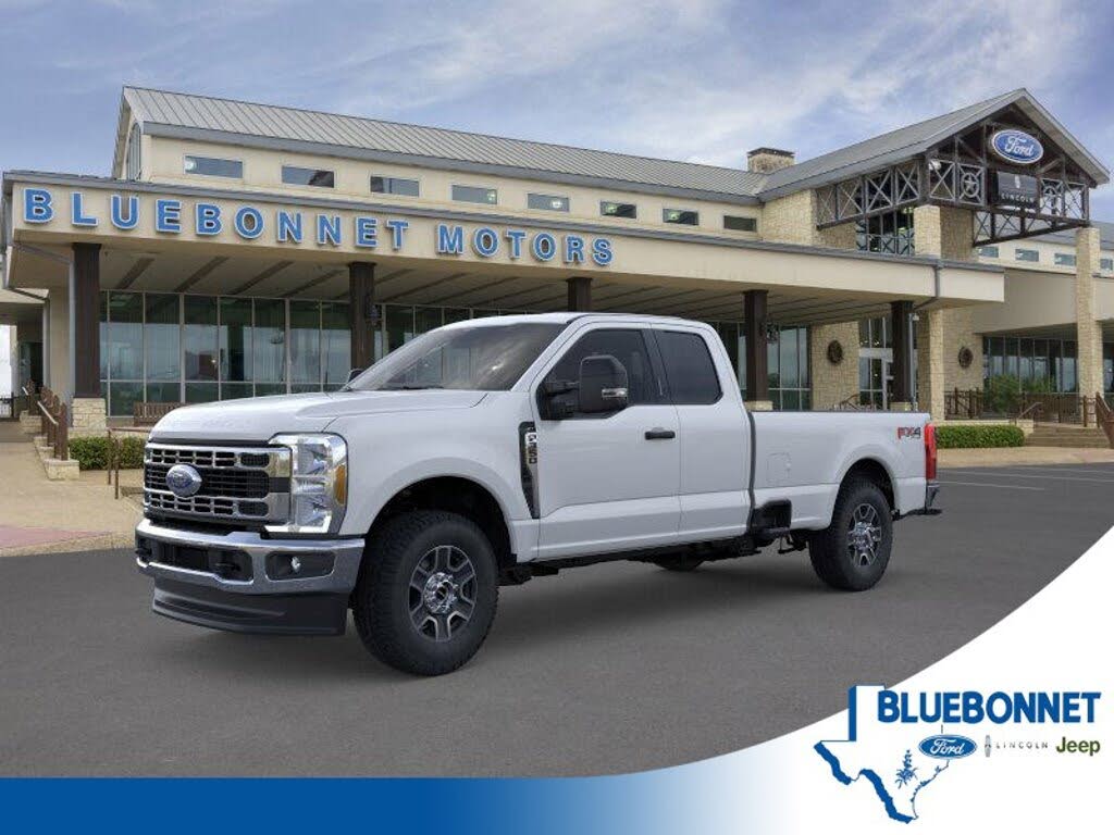 2025 Ford F-350 Super Duty XLT SuperCab LB 4WD