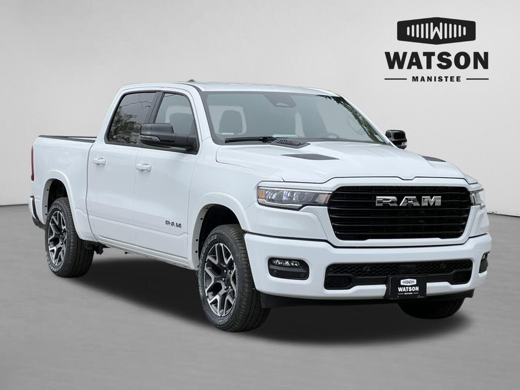 2025 RAM 1500 Laramie Crew Cab 4WD