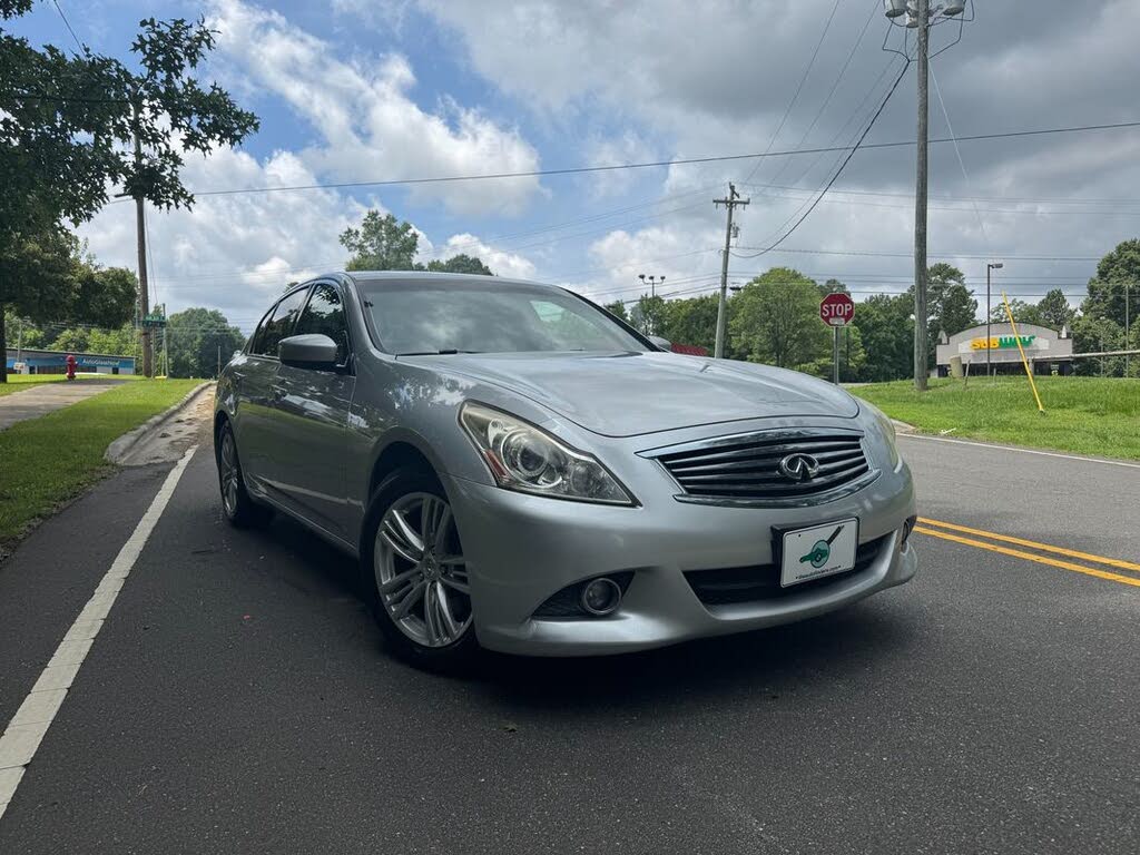 2012 INFINITI G25 RWD