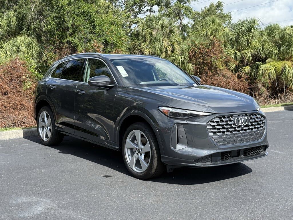 2025 Audi Q5 quattro Premium Plus 40 TFSI