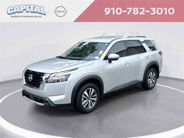 2025 Nissan Pathfinder SL FWD