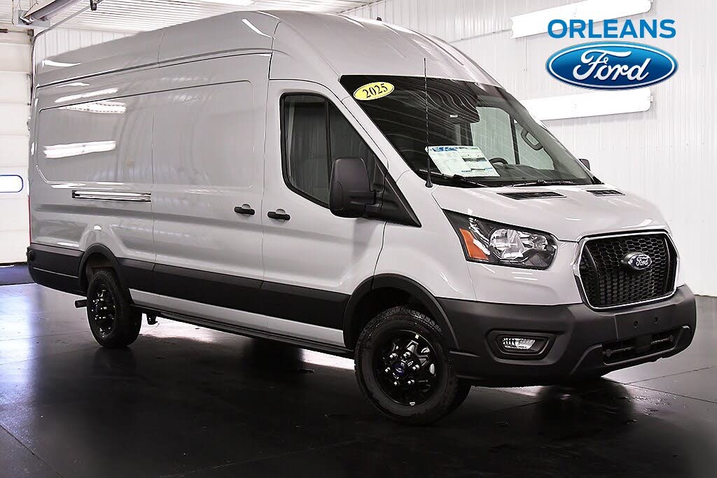 2025 Ford Transit Cargo