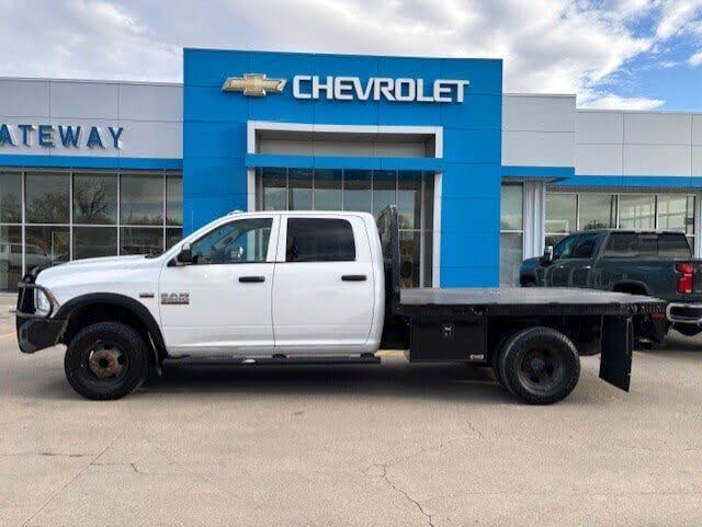 2017 RAM 3500 Chassis Tradesman Crew Cab 4WD
