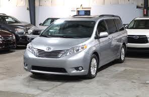 Toyota Sienna XLE Premium 8-Passenger FWD