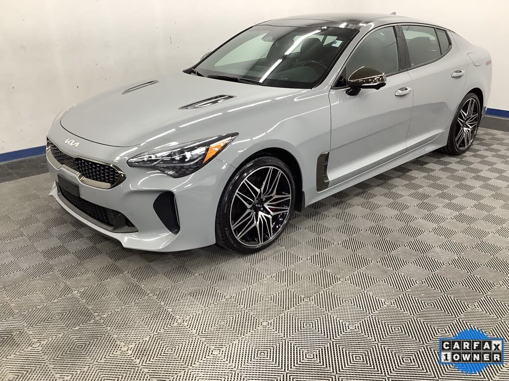 2023 Kia Stinger GT2 RWD
