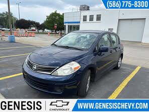 Nissan Versa 1.8 S Hatchback