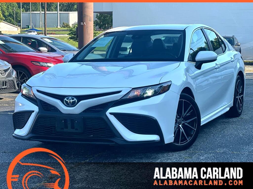 2021 Toyota Camry SE FWD