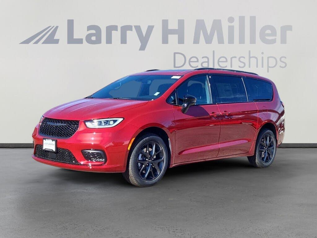 2025 Chrysler Pacifica Limited AWD