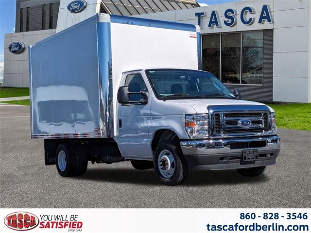 2024 Ford E-Series Chassis E-350 SD Cutaway SB RWD