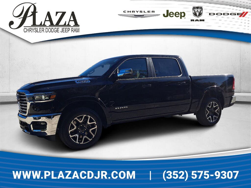 2025 RAM 1500 Laramie Crew Cab 4WD