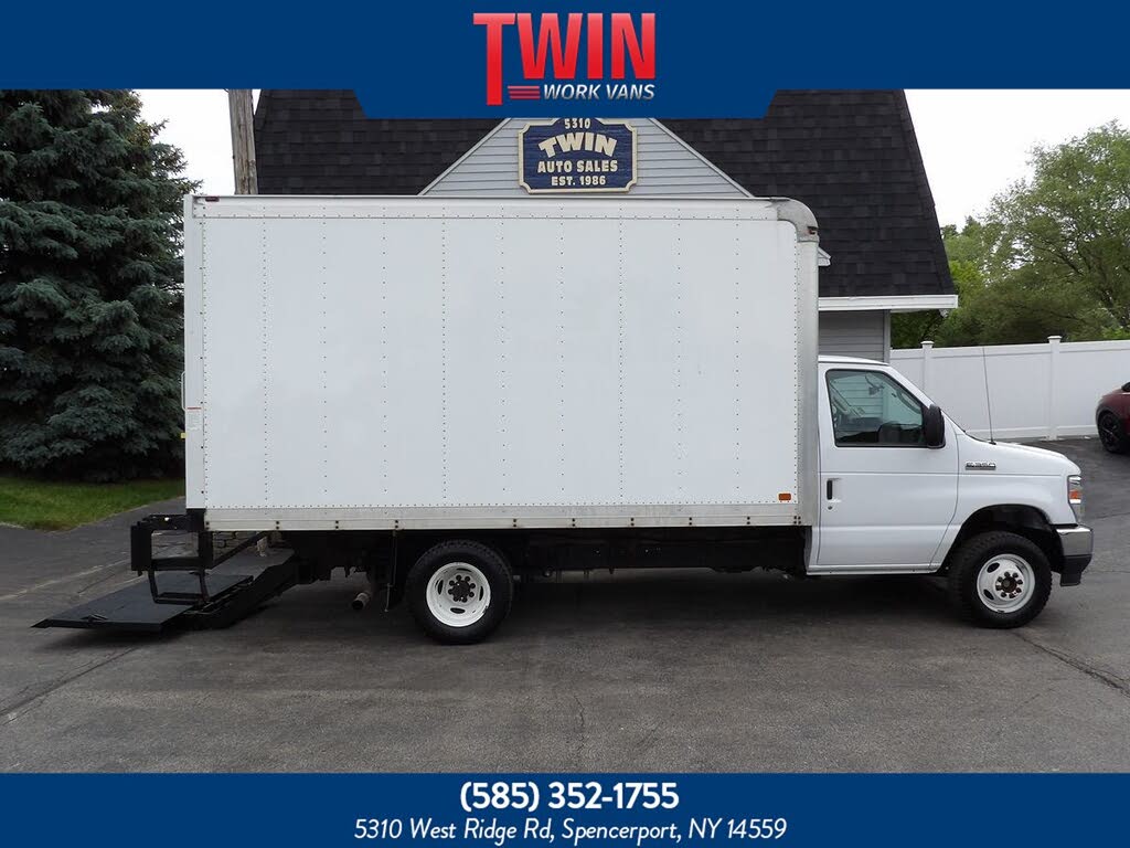 2021 Ford E-Series Chassis E-350 SD Cutaway SB RWD