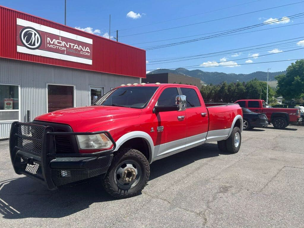 2012 RAM 3500 Laramie Crew Cab LB DRW 4WD