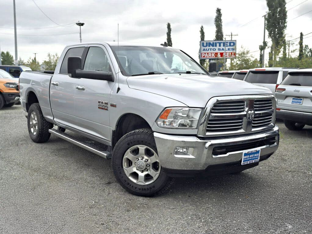 2017 RAM 2500 Big Horn Crew Cab 4WD