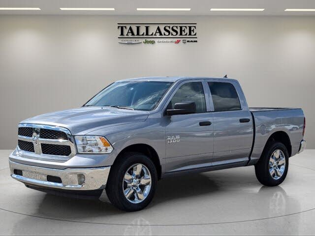 2024 RAM 1500 Classic Tradesman Crew Cab 4WD