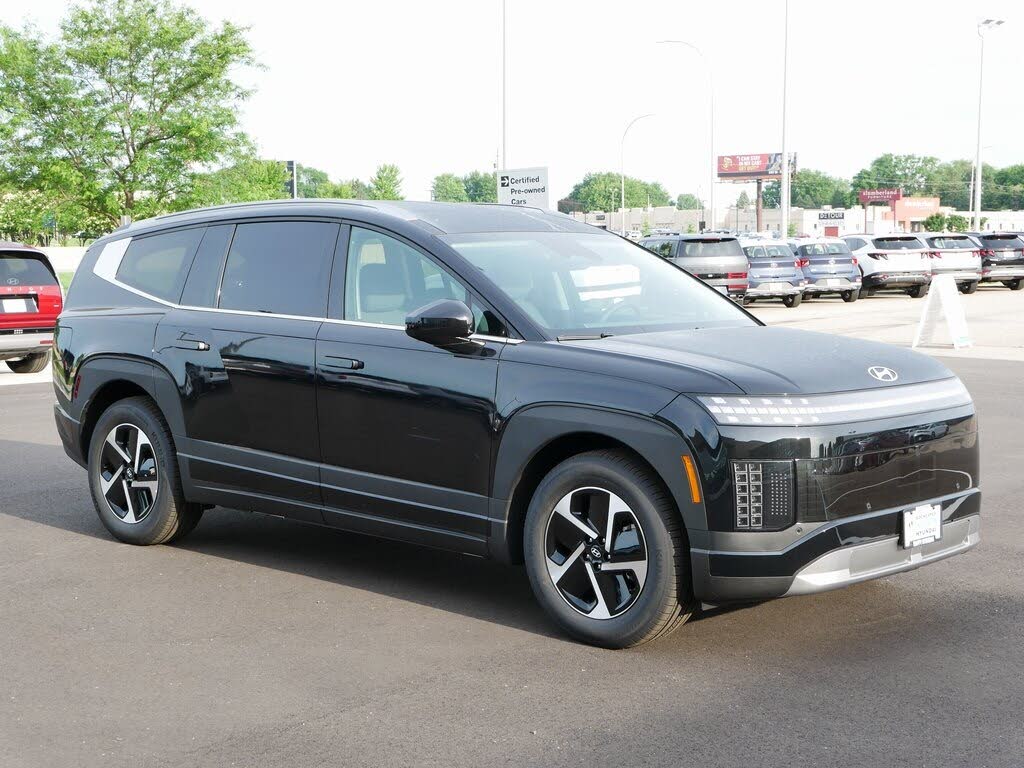 2026 Hyundai Ioniq 9 SE AWD