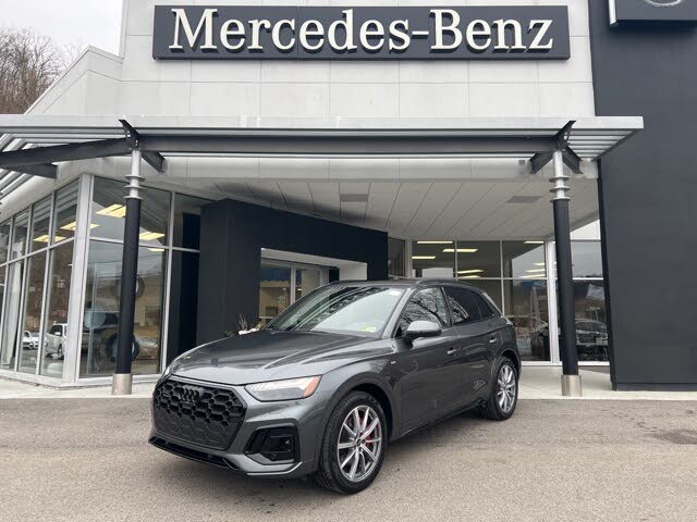 2024 Audi Q5 Hybrid Plug-in e quattro Prestige S Line AWD