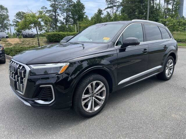 2025 Audi Q7 quattro Premium 45 TFSI