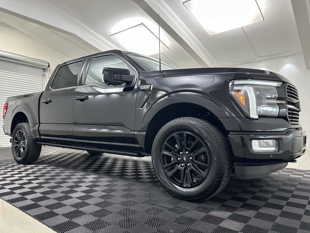 2025 Ford F-150 Platinum SuperCrew 4WD