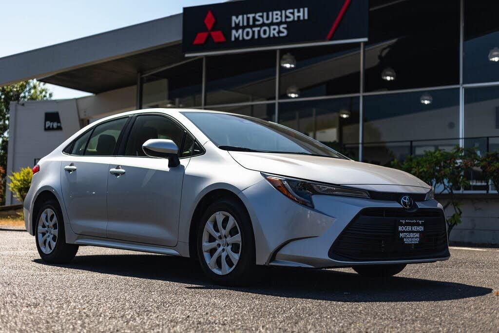 2023 Toyota Corolla LE FWD