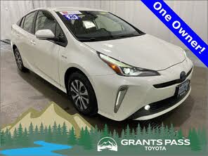 Toyota Prius XLE AWD-e