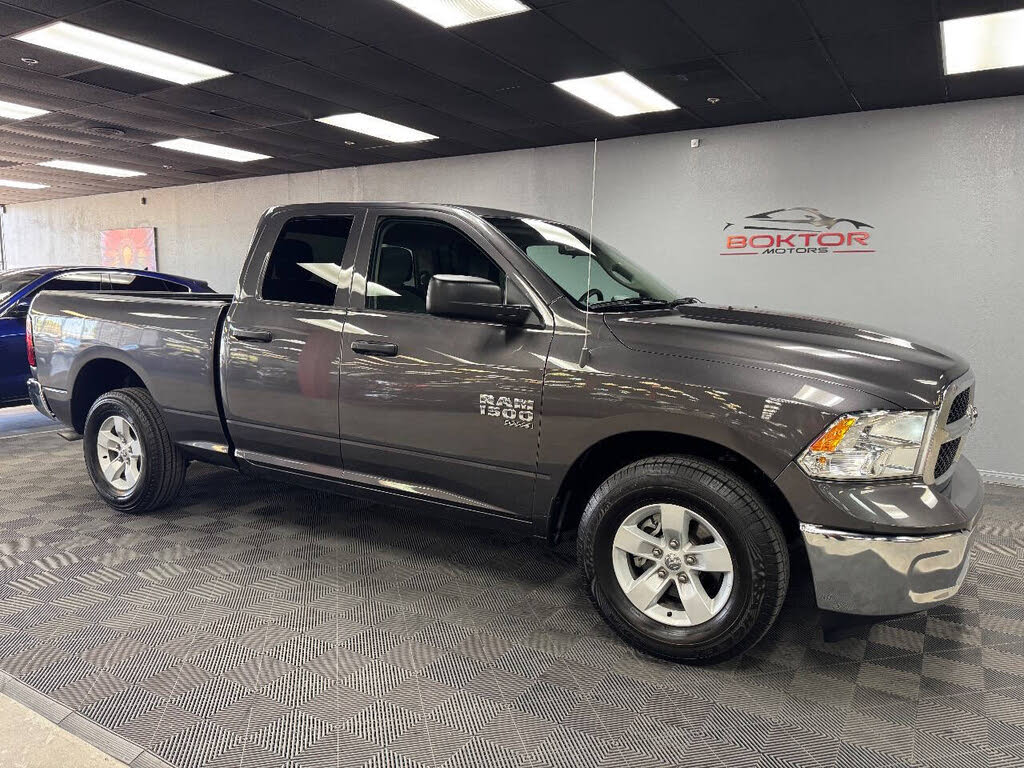 2024 RAM 1500 Classic SLT Quad Cab RWD