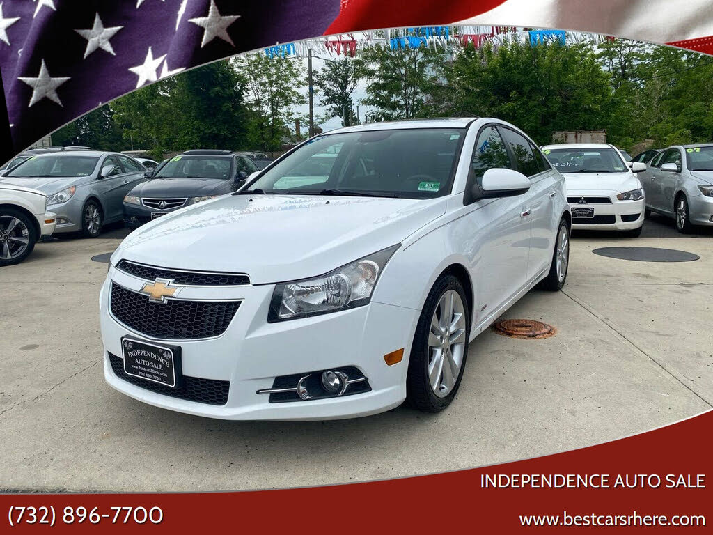 2012 Chevrolet Cruze LTZ Sedan FWD