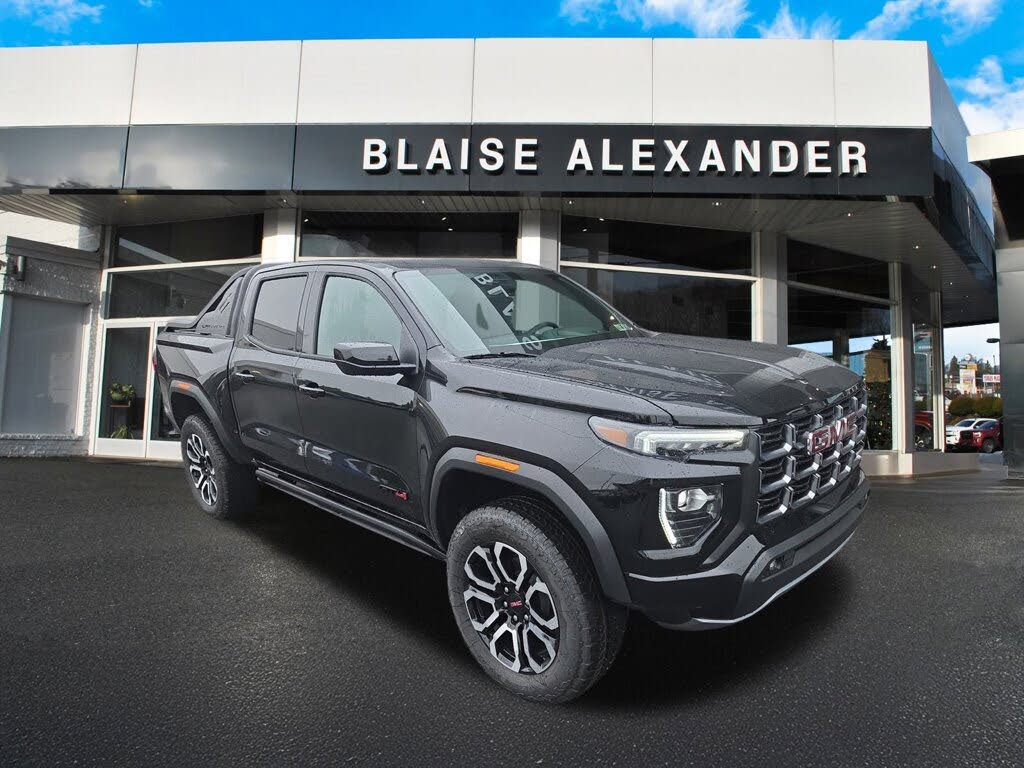 2025 GMC Canyon AT4 Crew Cab 4WD