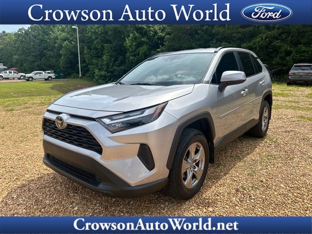 2022 Toyota RAV4 XLE FWD