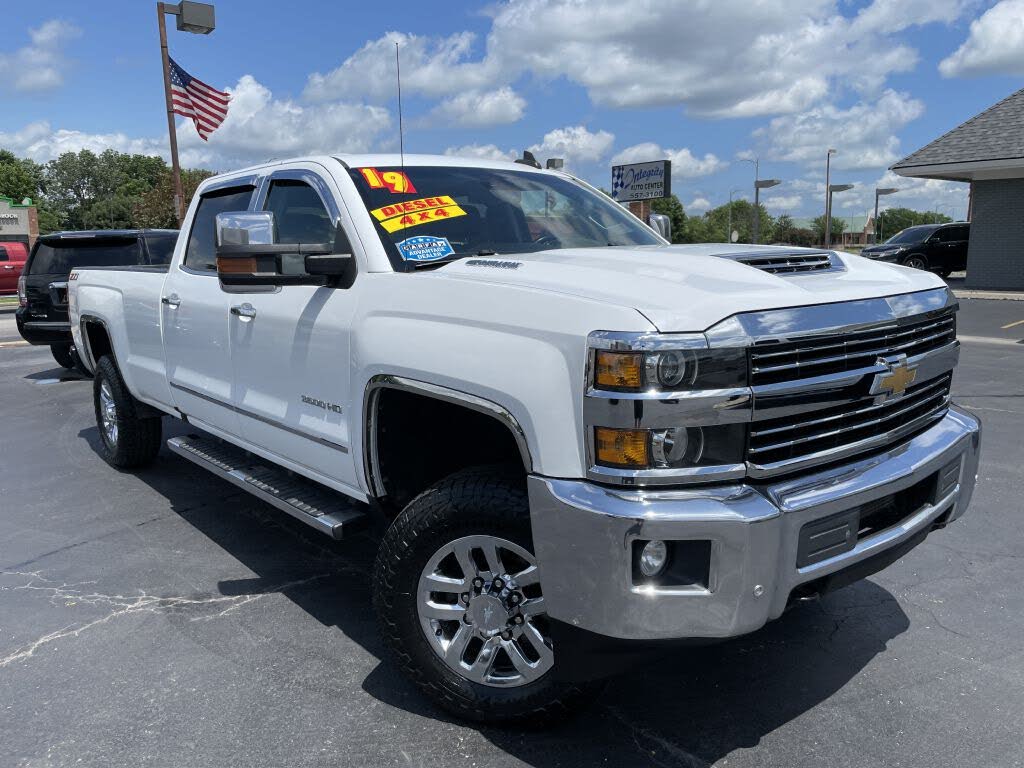 2019 Chevrolet Silverado 3500HD LTZ Crew Cab 4WD