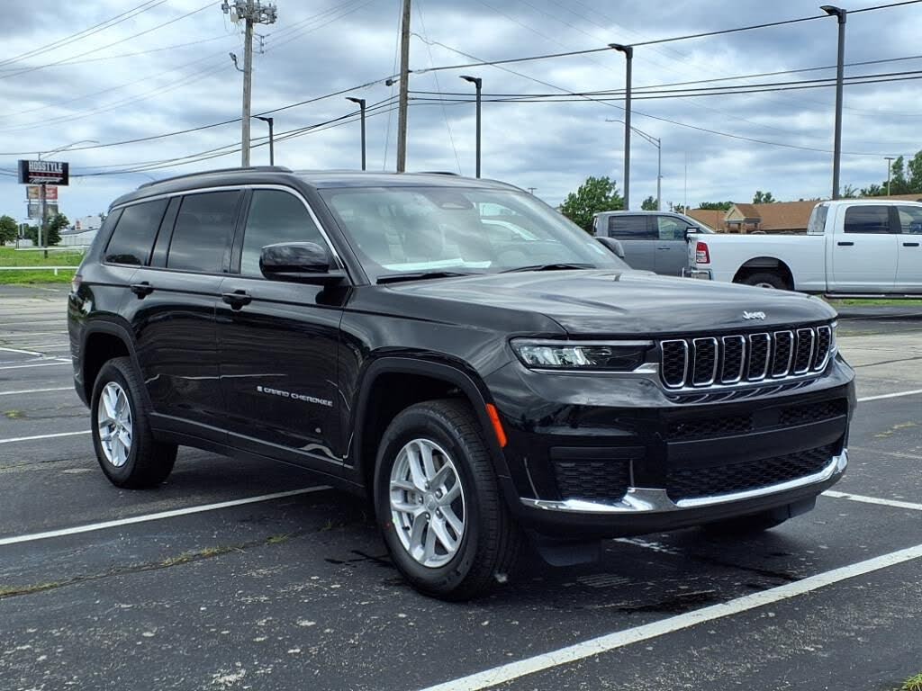 2025 Jeep Grand Cherokee L Laredo 4WD