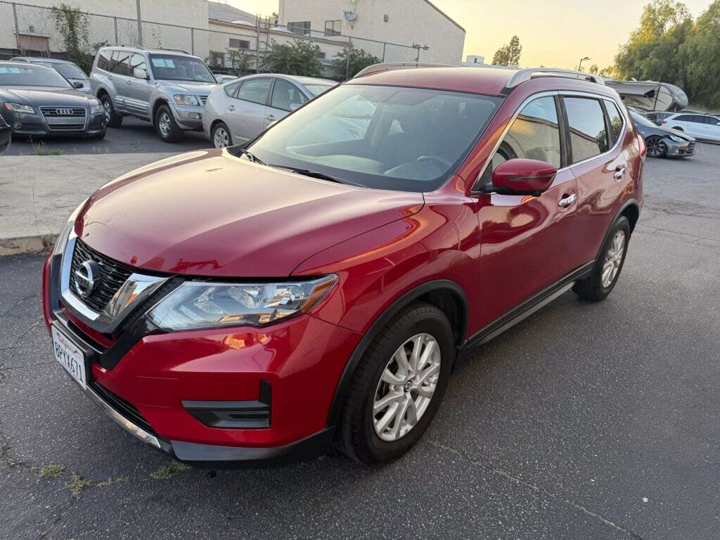 2017 Nissan Rogue SV FWD