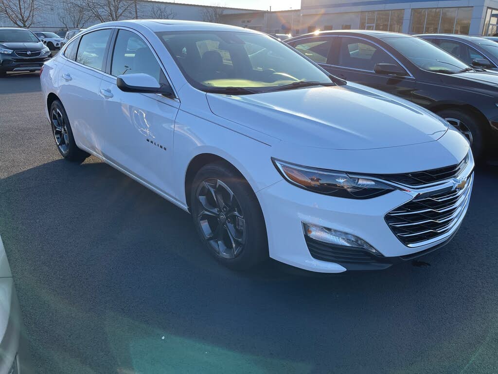2023 Chevrolet Malibu LT with 1LT FWD