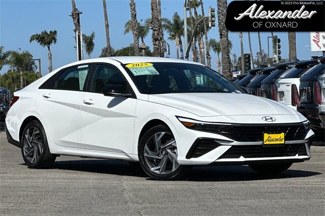 2025 Hyundai Elantra SEL Sport FWD