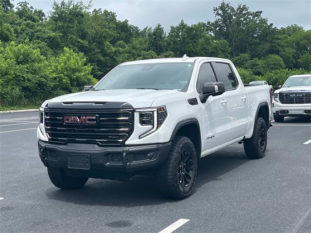 2023 GMC Sierra 1500 AT4X Crew Cab 4WD