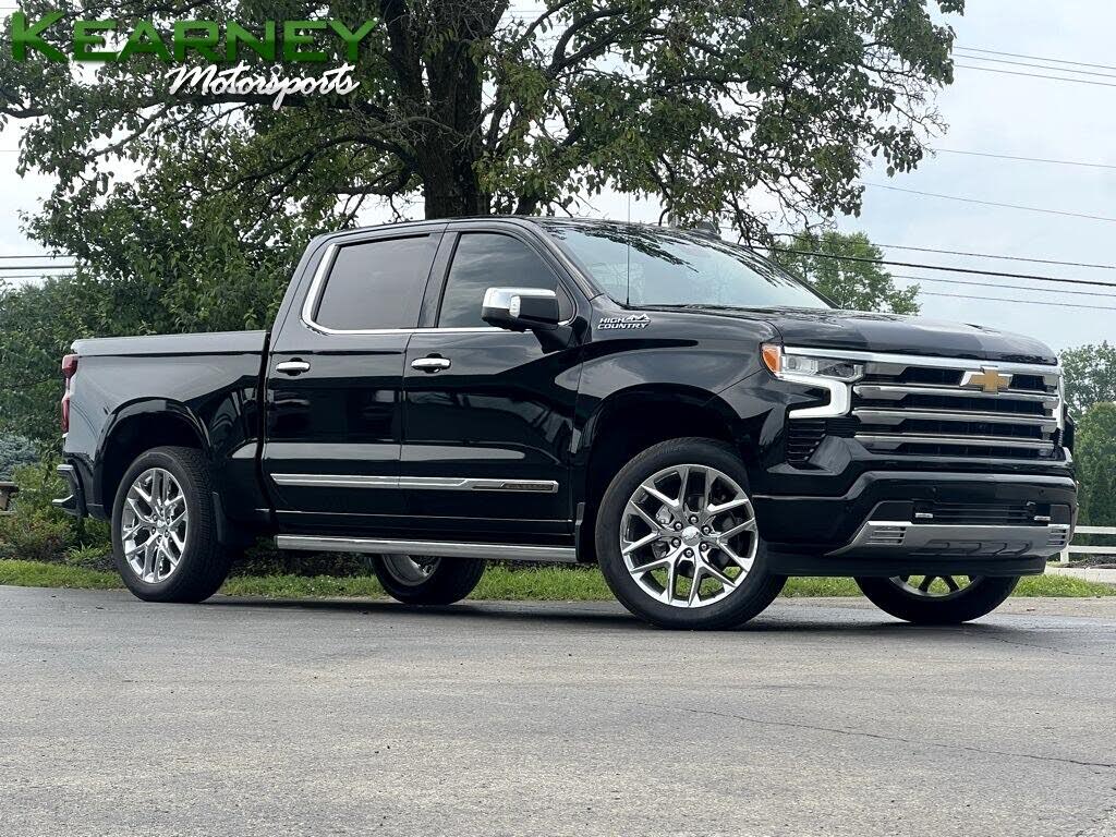 2022 Chevrolet Silverado 1500 High Country Crew Cab 4WD