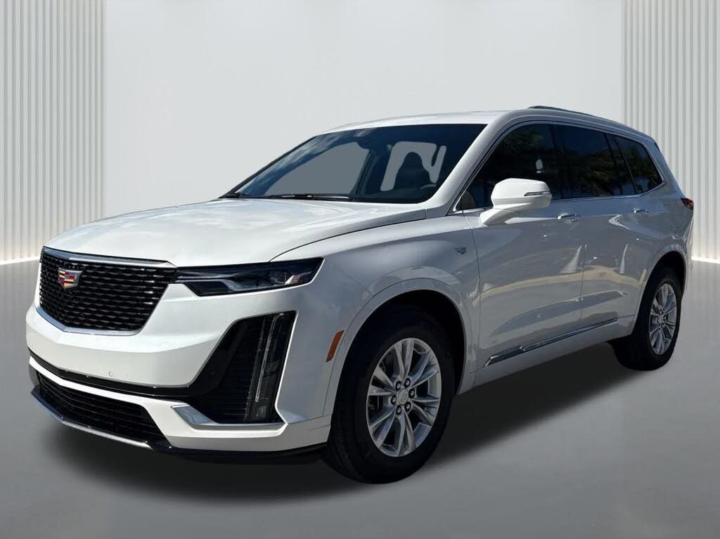 2025 Cadillac XT6 Luxury FWD