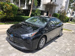 Toyota Prius LE FWD