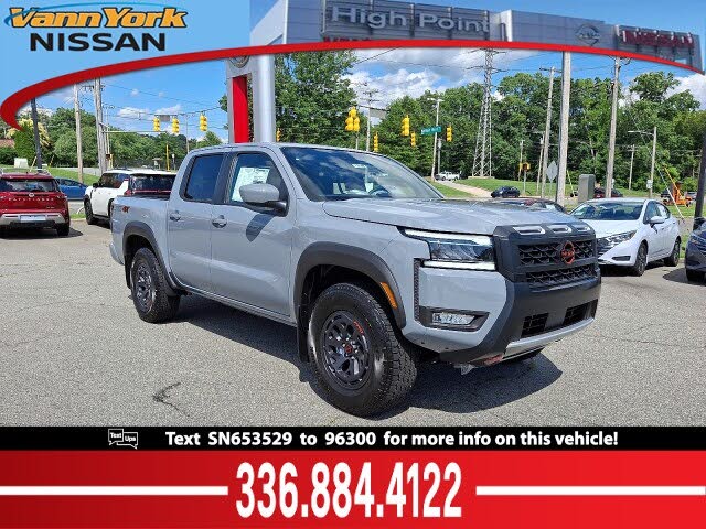 2025 Nissan Frontier PRO-4X Crew Cab 4WD