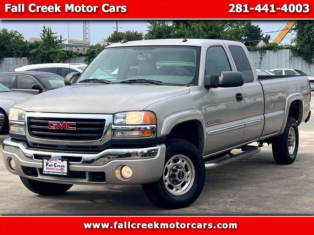 2004 GMC Sierra 2500HD 4 Dr SLT 4WD Extended Cab SB HD
