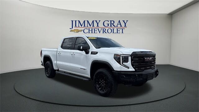 2023 GMC Sierra 1500 AT4X Crew Cab 4WD