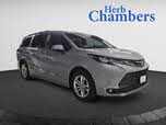Toyota Sienna Woodland Edition 7-Passenger AWD