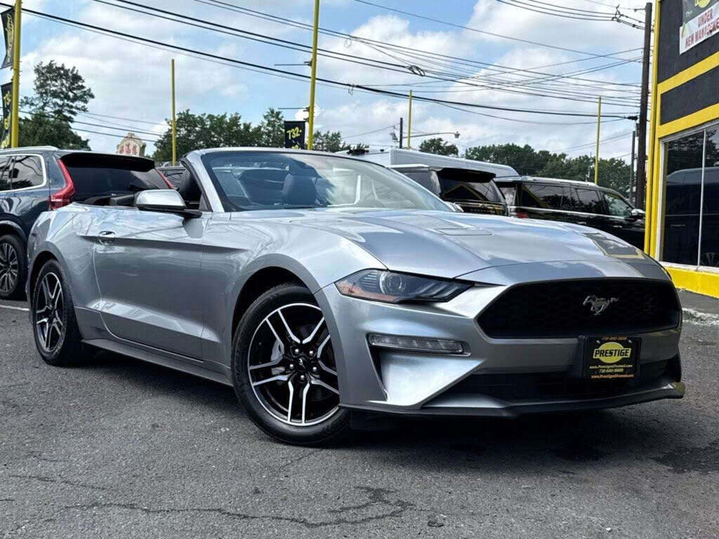 2022 Ford Mustang EcoBoost Premium Convertible RWD