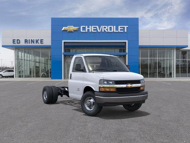 2025 Chevrolet Express Chassis 3500 Cutaway 139