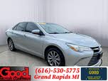 Toyota Camry Hybrid XLE FWD
