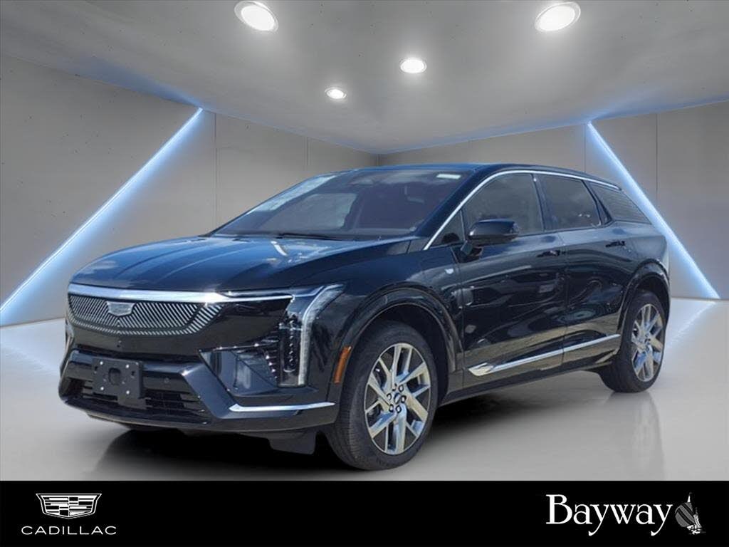 2025 Cadillac OPTIQ Luxury 1 AWD