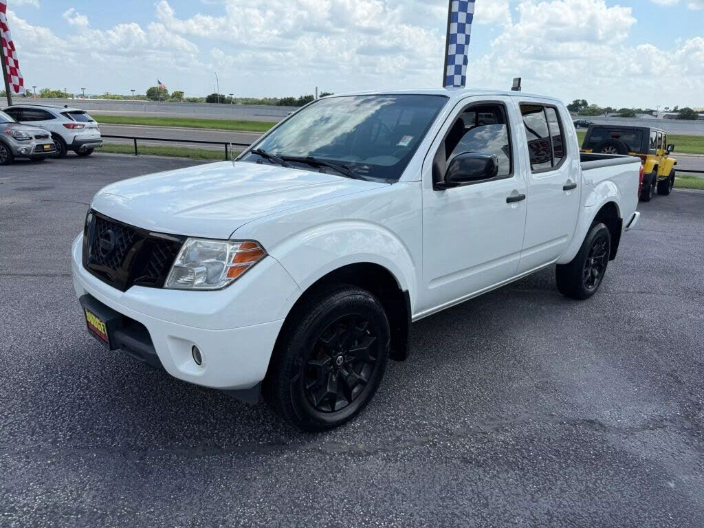 2019 Nissan Frontier SV V6 Crew Cab 4WD