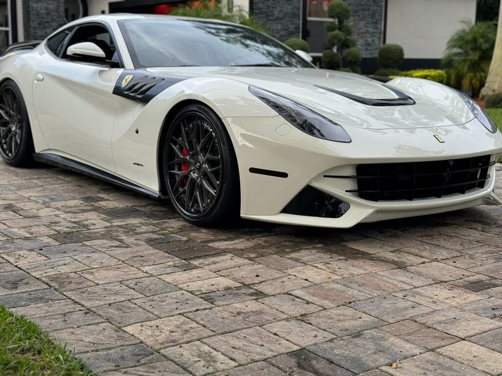 2015 Ferrari F12 Berlinetta Coupe