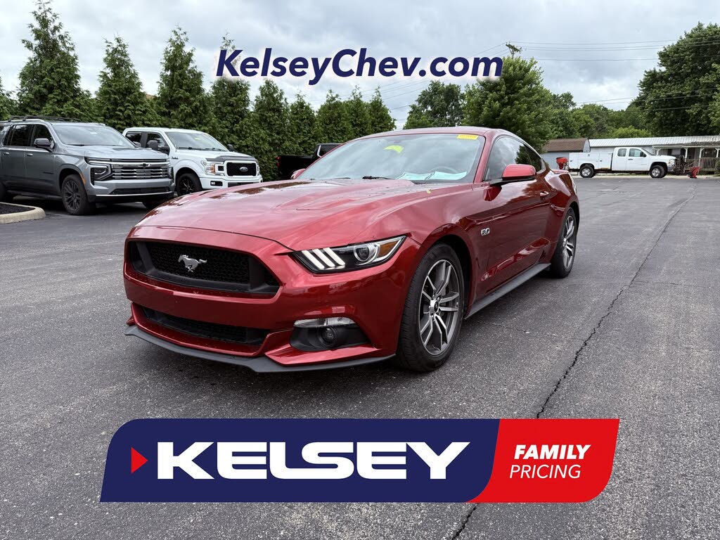 2016 Ford Mustang GT Premium Coupe RWD