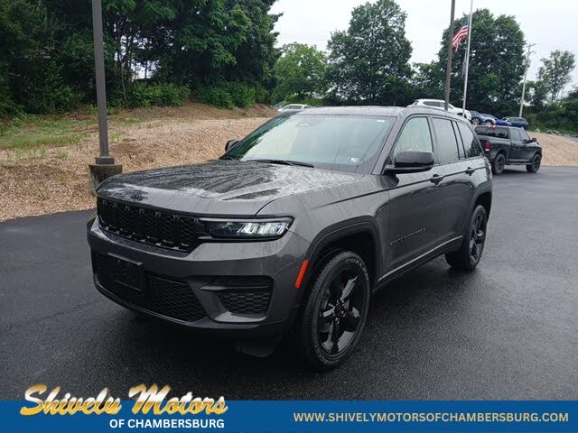 2023 Jeep Grand Cherokee Altitude 4WD
